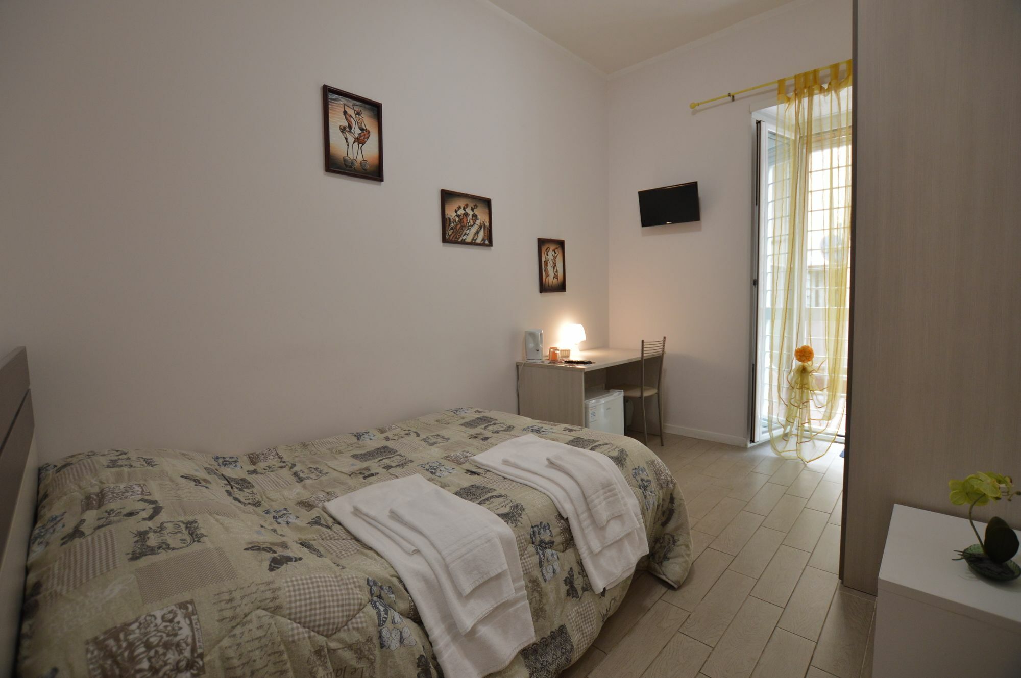 Rooms Monteverde Рим Екстер'єр фото