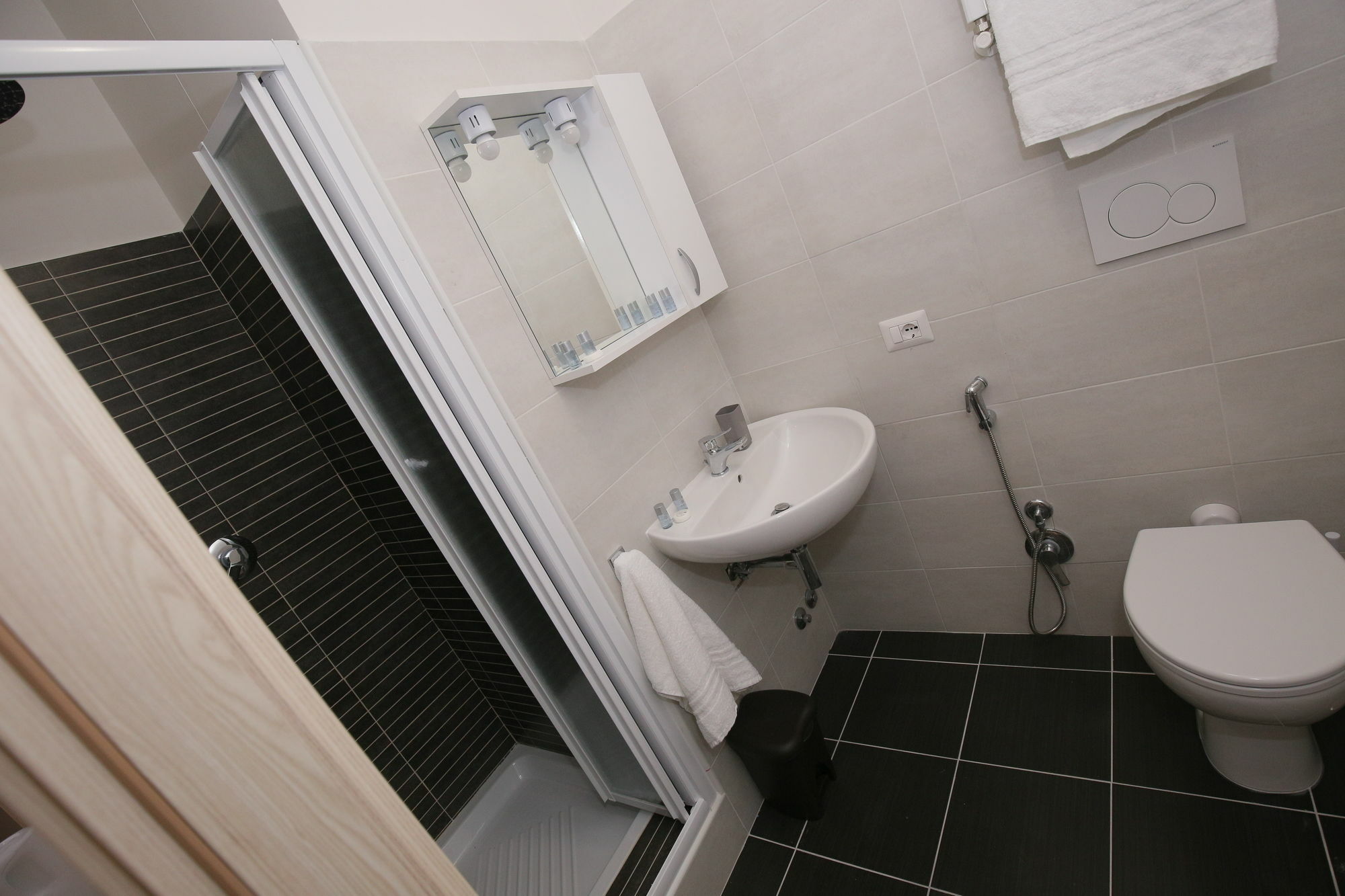 Rooms Monteverde Рим Екстер'єр фото