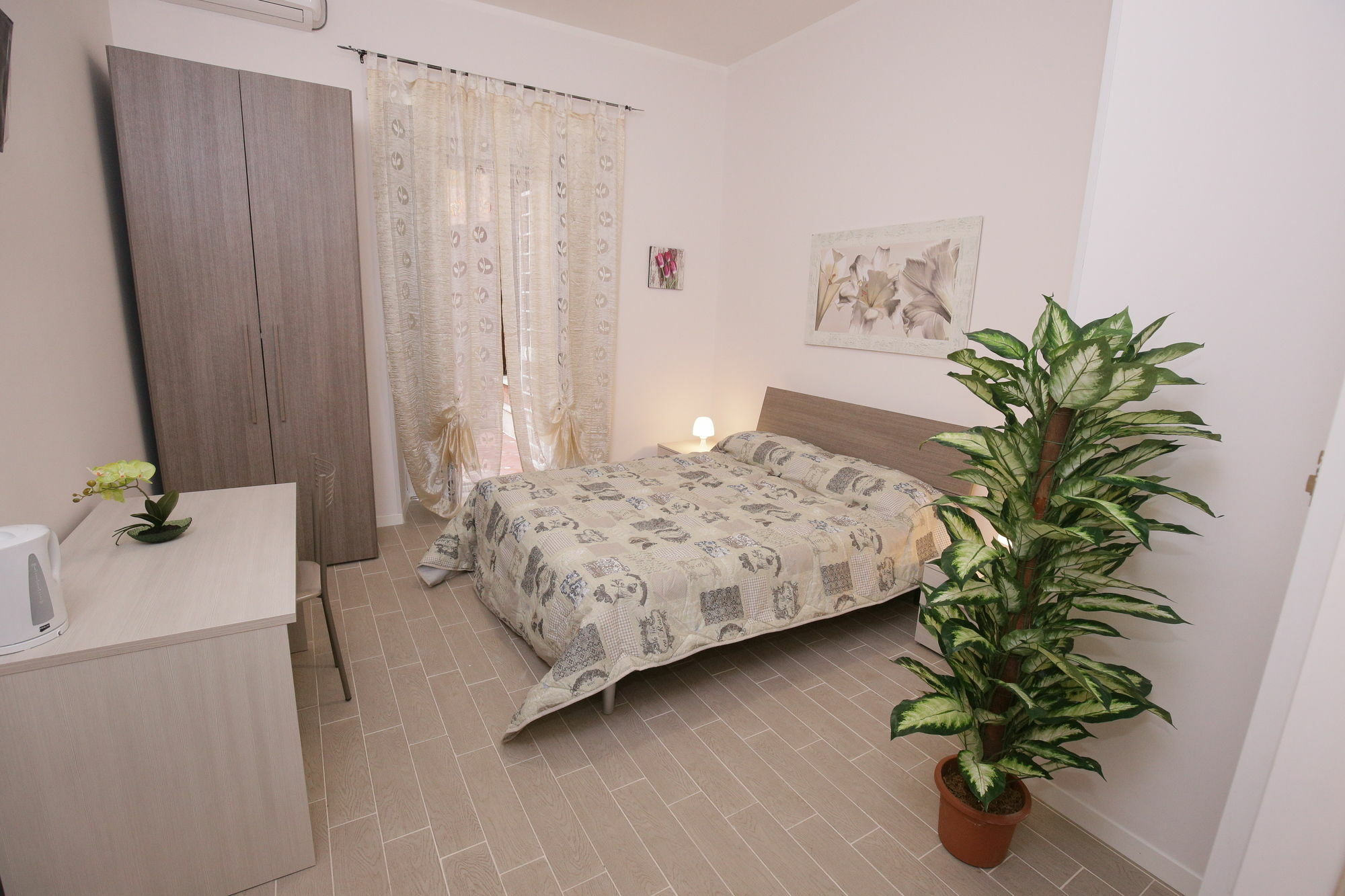 Rooms Monteverde Рим Екстер'єр фото